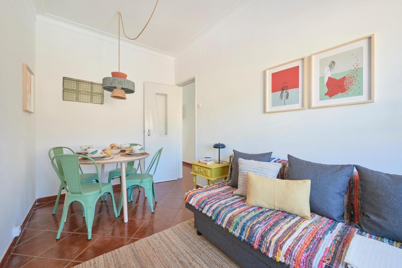 Central & Sunny 2Br Apt Near Beach, By Timecooler Setubal Ngoại thất bức ảnh